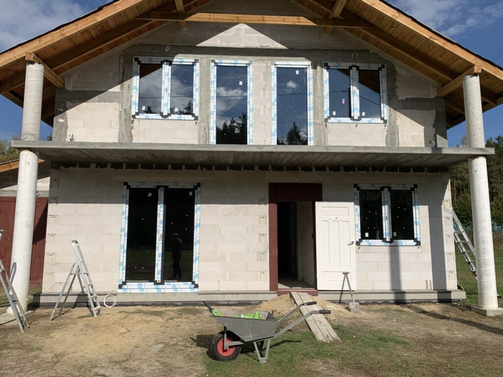 dom po montażu okien